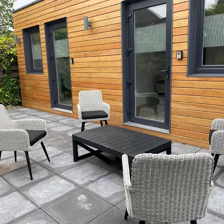 木屋 Lovely Lodge A Close To Beach, Amsterdam, Bulbs, Near Trainstation *