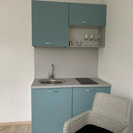 Lovely Lodge A Close To Beach, Amsterdam, Bulbs, Near Trainstation *