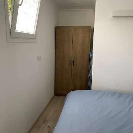 Lovely Lodge A Close To Beach, Amsterdam, Bulbs, Near Trainstation 木屋 希勒霍姆